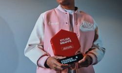 مبابي يفوز بجائزة أفضل لاعب فرنسي للمرة الرابعة